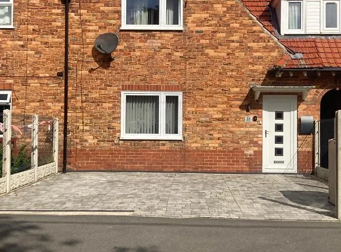 Peasholm Luxury House *